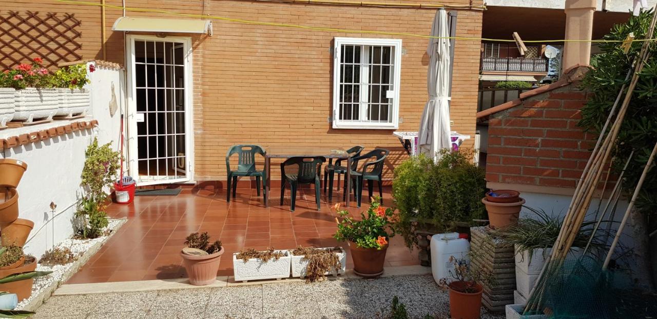 Romantische Villa Am Meer Mit Kamin Zoomarine Cinecitta World Torvaianica Exterior photo